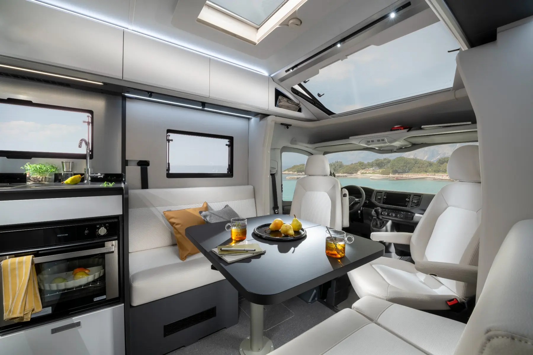 Wohnbereich des ADRIA COMPACT 2027